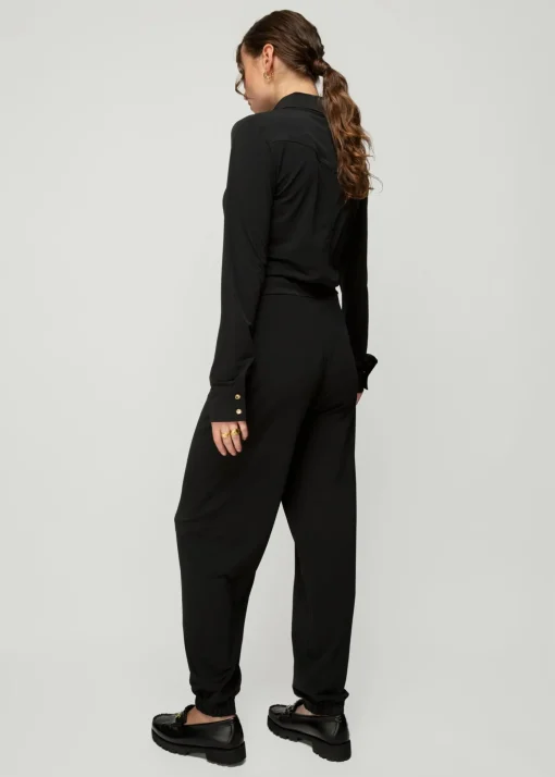 Jumpsuit Met Gouden Knopen