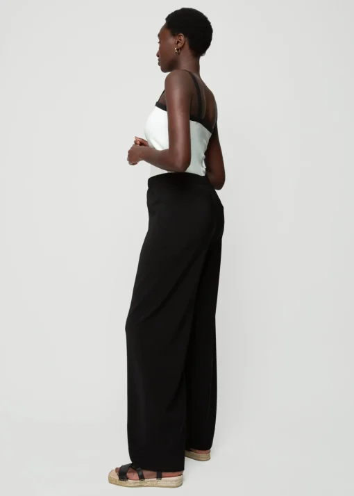 Rib Top Met Contrastboorden