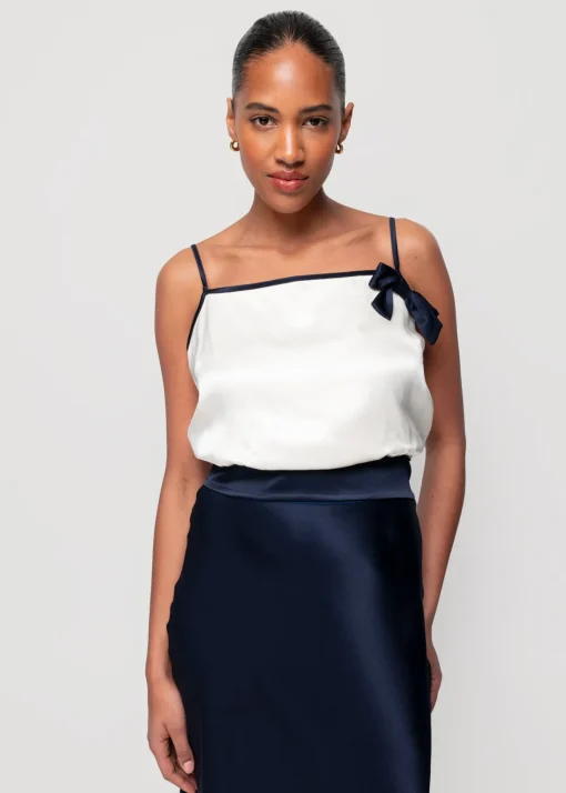 Viscose Top Met Strik